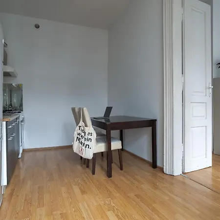 Small One-bedroom Achilles In Dietla 57 Krakkó